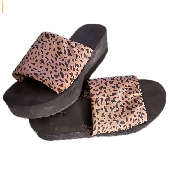 Volcom cheetah platform slides - Picture 2 of 2